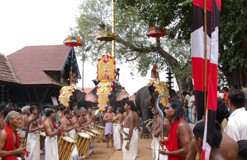 Thirumandhamkunnu-Pooram