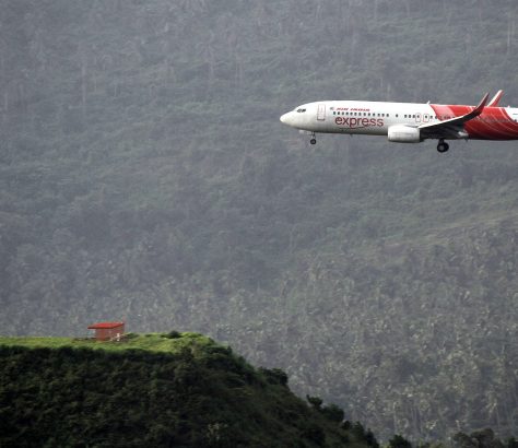 AirIndia_Express_Landing_Calicut