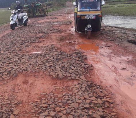 Puramannur-alukkalpadi-road