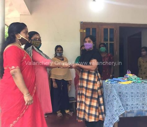 mahila-morcha-mask-vaikathoor