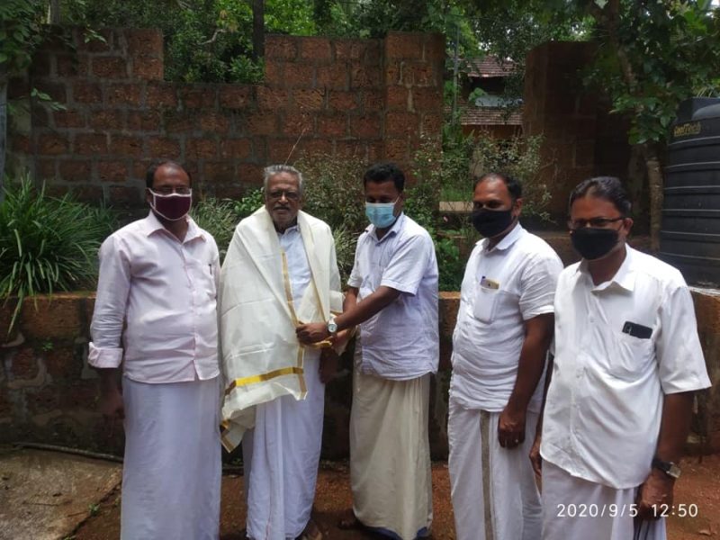 karekkad-aup-teacher-felicitation