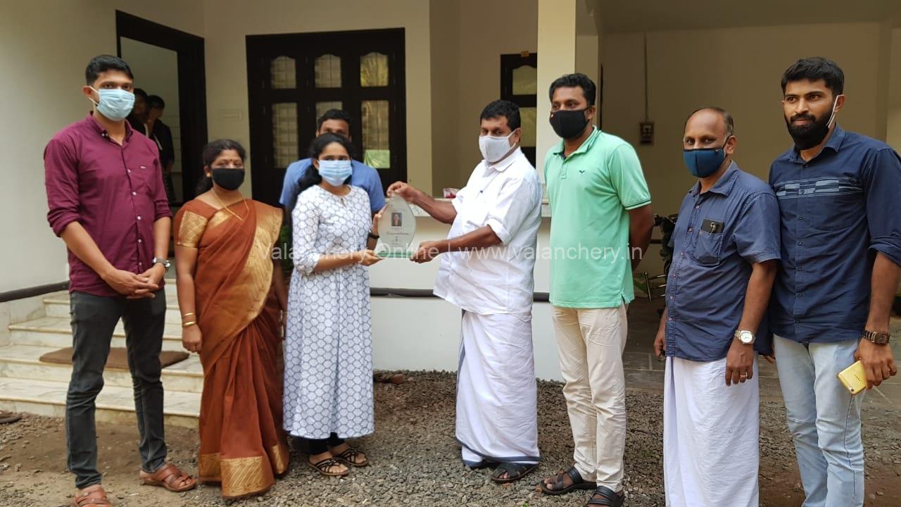 rank-holder-marakkara