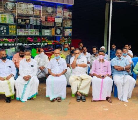 iuml-edayur-dharna-farmers