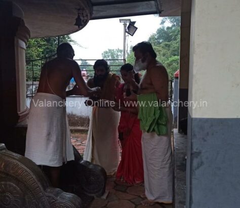 suresh-gopi-manchara-temple