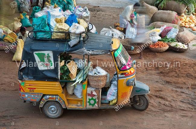 auto-rickshaw-carrying-goods