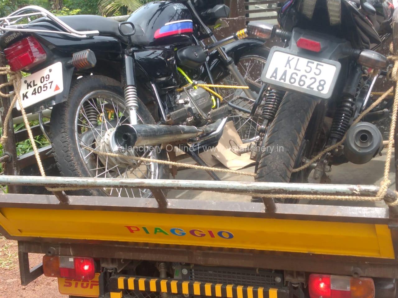 Ayyappanov-valanchery-police-raid