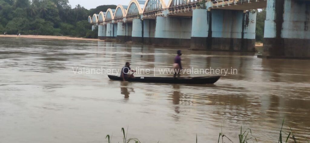 kuttippuram-river-bridge-rescue