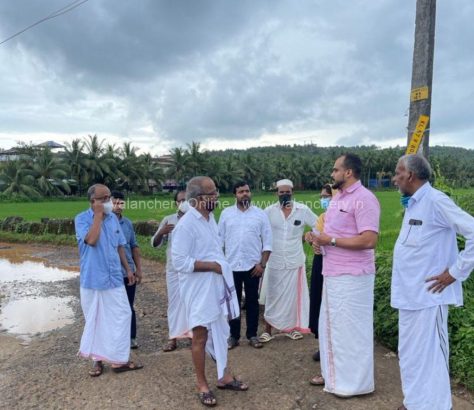 karekkad-padathepeedika-road