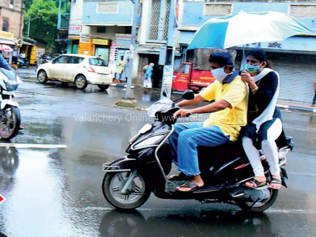 two-wheeler-umbrella