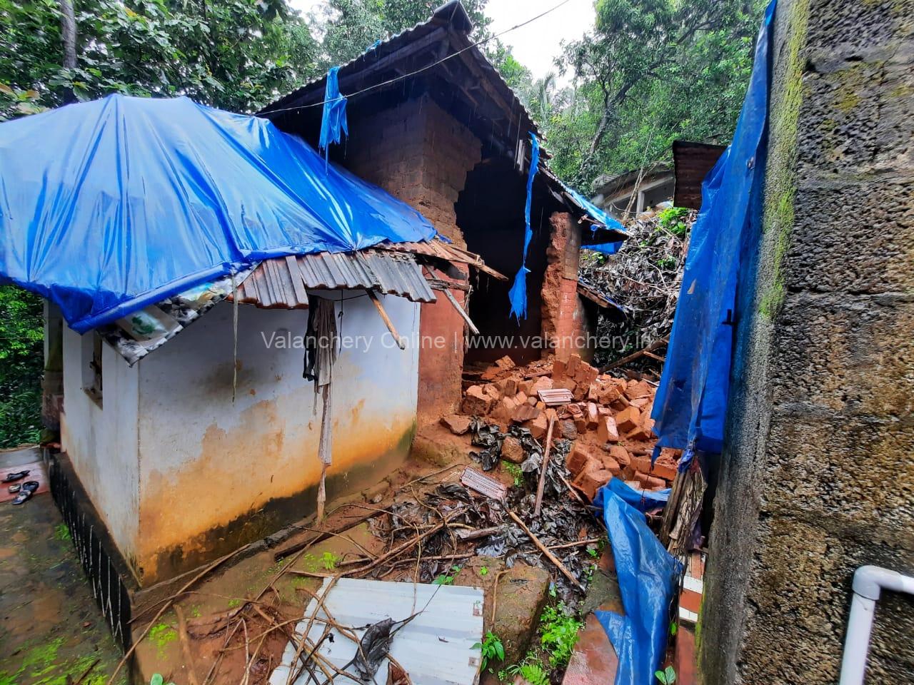 house-irimbiliyam-rain