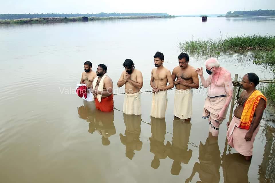 nedumudi-venu-ash-tirunavaya