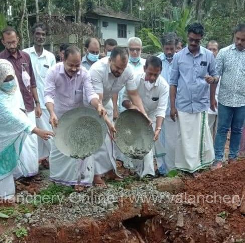 anganwadi-puramannur-stone
