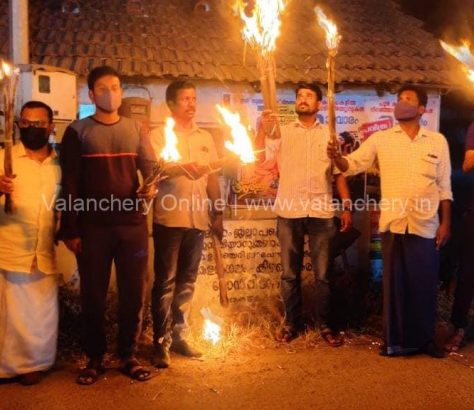 high-mast-protest-kolamangalam