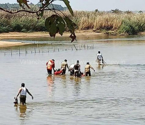 fire-kuttippuram-river