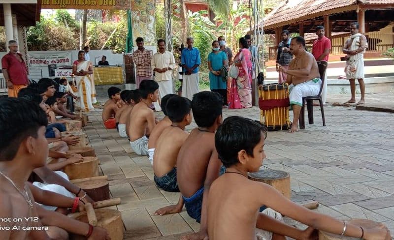 chenda-pookattiyoor