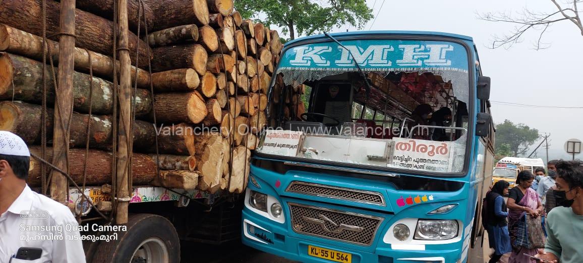 vattappara-kmh-bus-accident