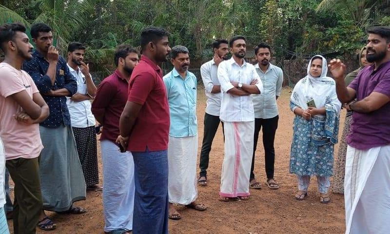 Athavanad-stadium-muzhungani