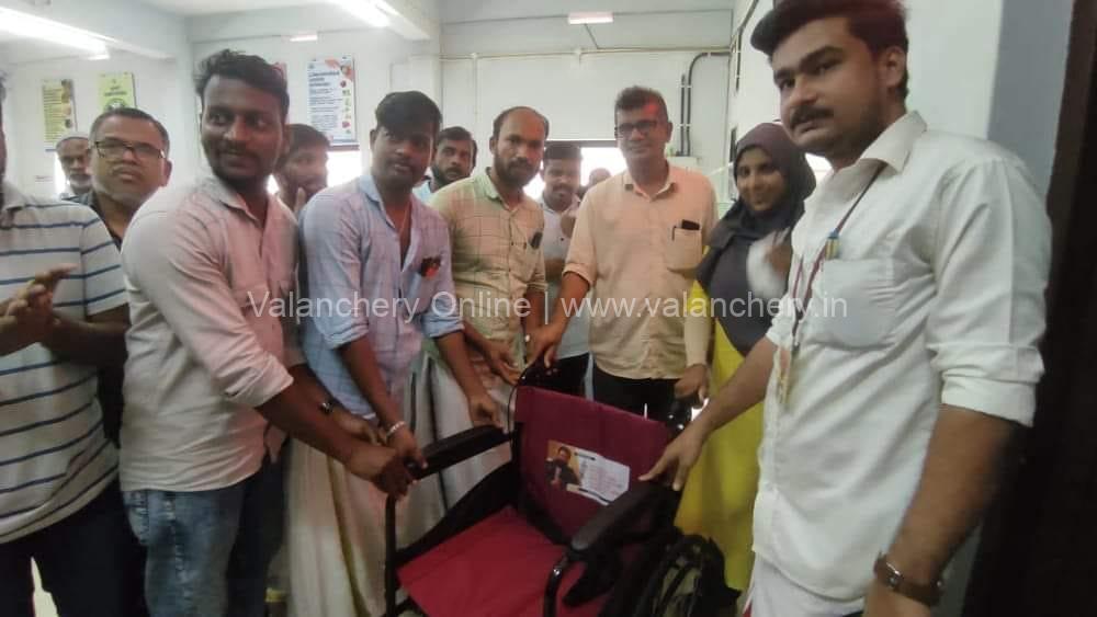 mohanlal-fans-association-wheelchair