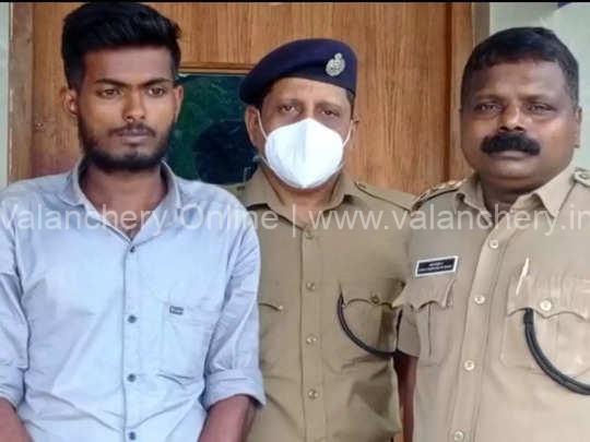 ganja-tirur-railway-arrest