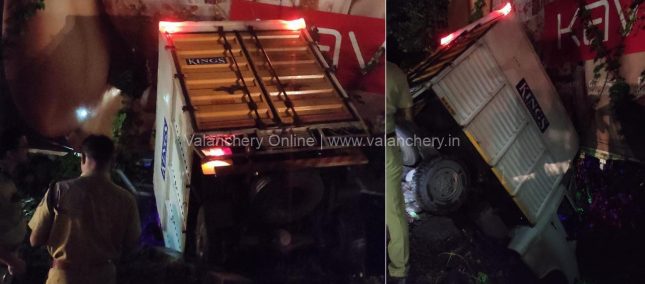 vattappara-parcel-truck-accident