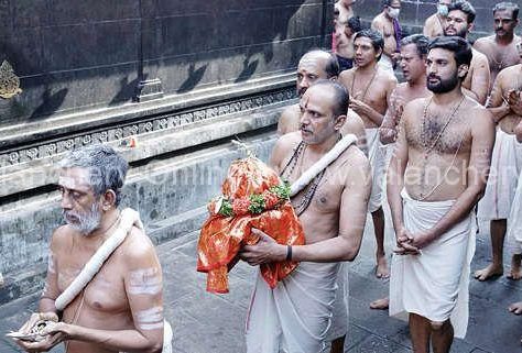 dravyakalasam-kadampuzha