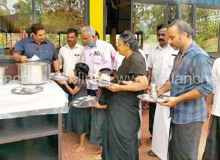 vattappara-narayanagiri-food