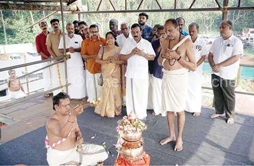 kadampuzha-nadappura-south