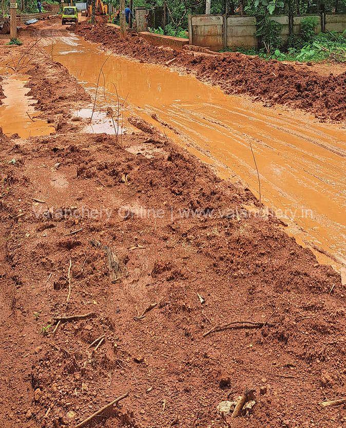 pazhoor-athanikkal-road