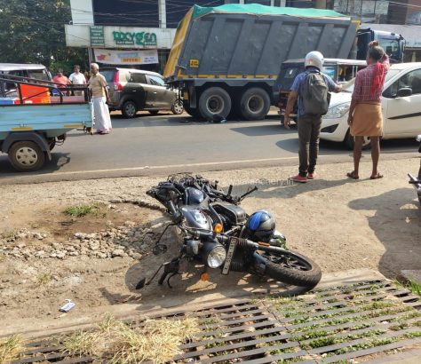 kottakkal-bike-taurus-accident