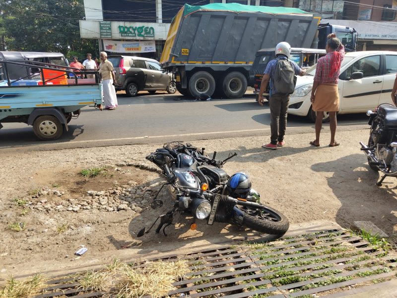 kottakkal-bike-taurus-accident