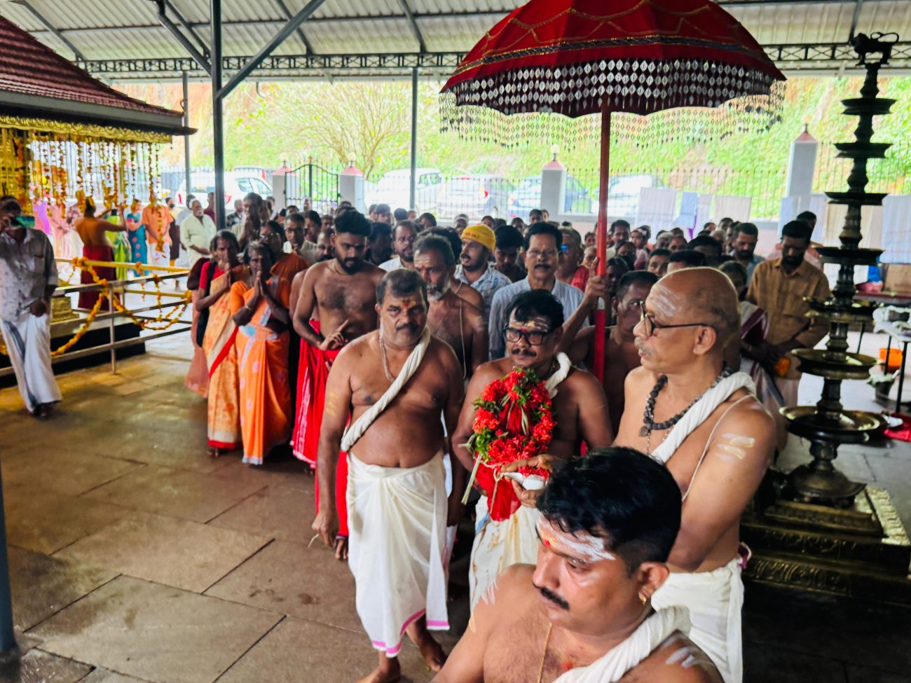 chellur-parakkunnath-temple-prathishta-2025