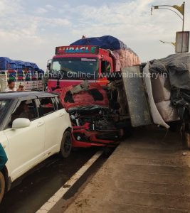 kuttippuram-truck-accident-sep-2025