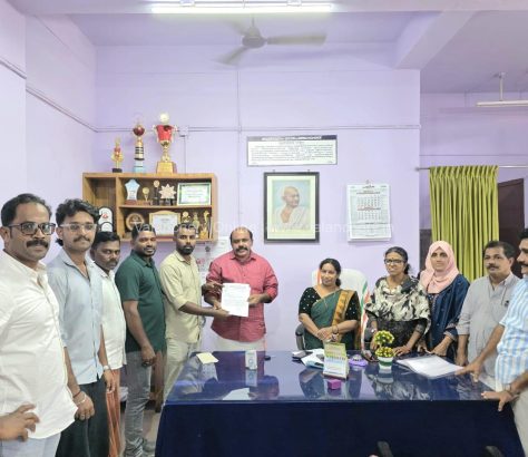 youth-congress-kuttuippuram-bus-stand