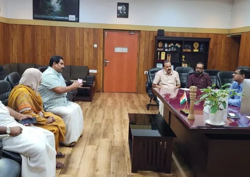 vattappara-meeting-collector-valanchery