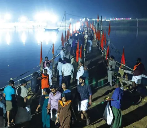 kumbamela-tirunavaya-bridge