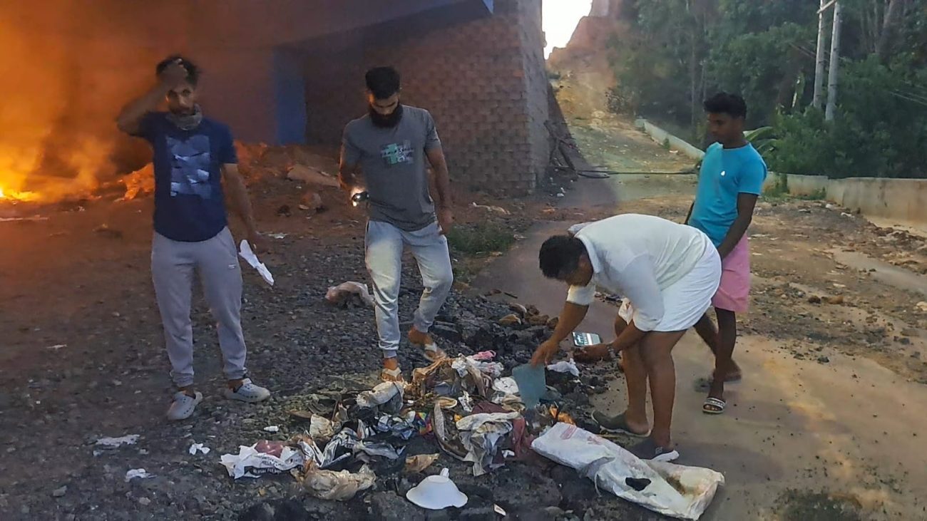 Vattappara-bridge-waste