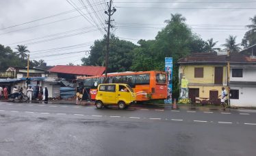 Akkikavu-low-floor-accident