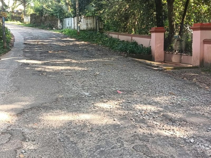 madirassery-cheerakuzhi-kuttippuram-road-oct-2026